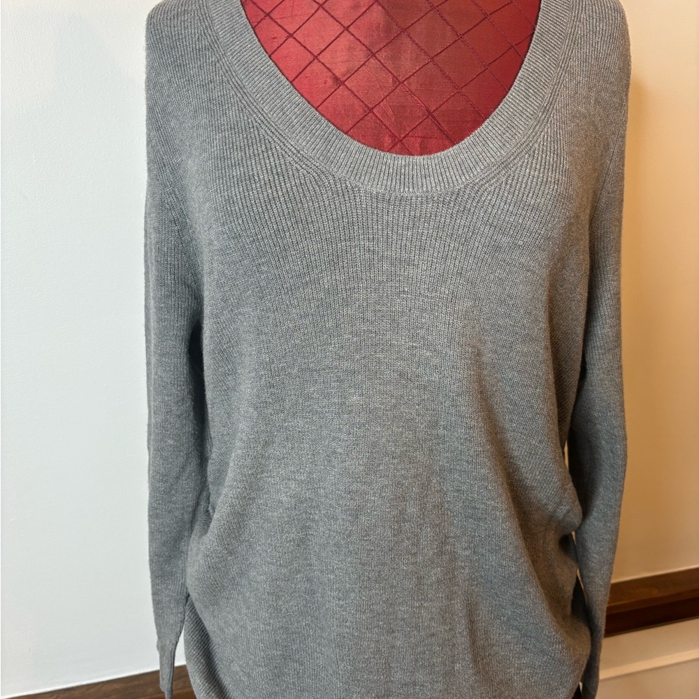 Isabel Maternity by Ingrid & Isabel Gray Crew Neck Sweater